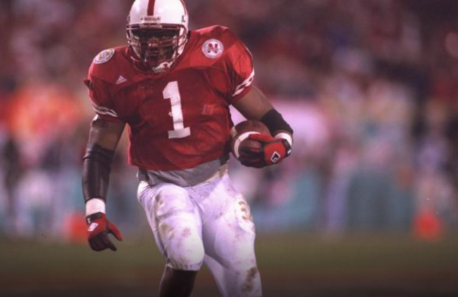 BR_CFB's tweet image. Former Nebraska RB Lawrence Phillips passes away at 40 ble.ac/1P1na5m