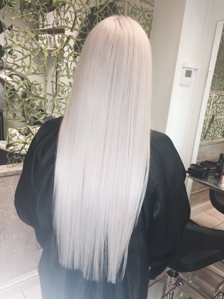 IevaPoce's tweet photo. Frozen blond# @HairCulture712 #@KeuneUK #Keune https://t.co/JPnvyhcwW2