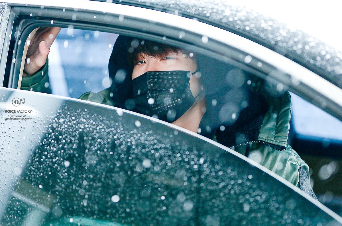 160113 인천공항
#GOT7 #갓세븐 #영재 #최영재 <a href="/GOTYJ_Ars_Vita/">N</a>
캔디바 향이 날것같은 느낌.좋아해♥
drive.google.com/uc?export=view…
drive.google.com/uc?export=view…