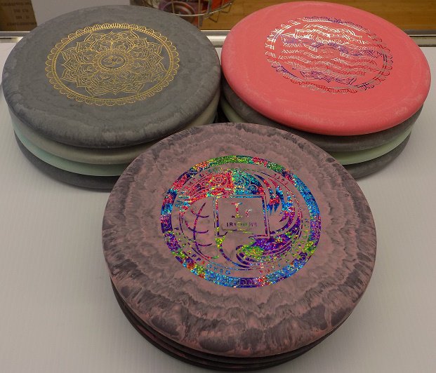 discndat's tweet photo. Got the Iridium form #elementdiscs #discgolf #discndat in stock https://t.co/9dg5MqDg7v