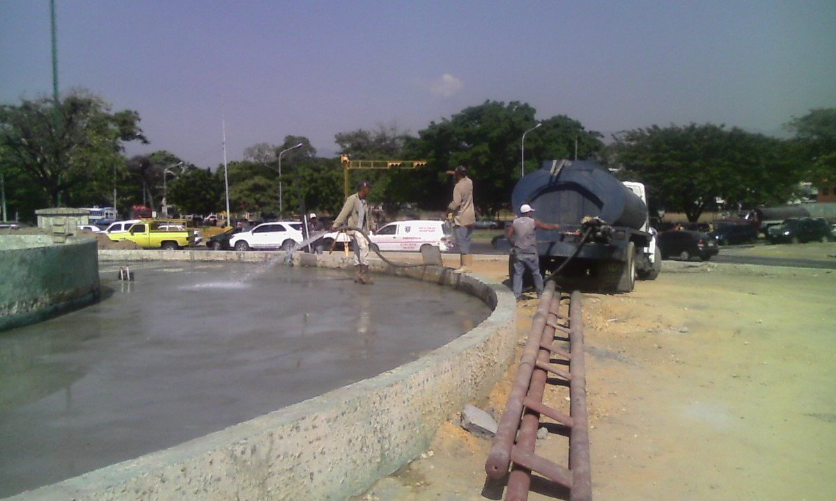 Así avanzan los trabajos de modernización del #ObeliscoMCY gracias al <a href="/GobiernoAragua/">Gobierno de Aragua</a>