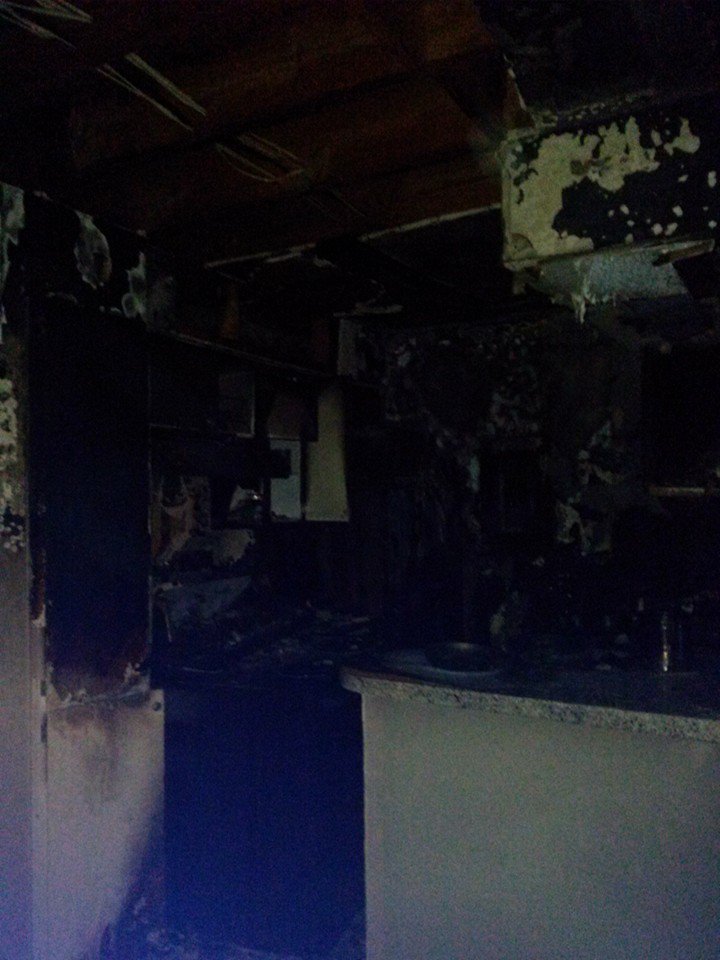 ReceptionJordan's tweet image. My sister lost everything please help
gofundme.com/q89q4nsk