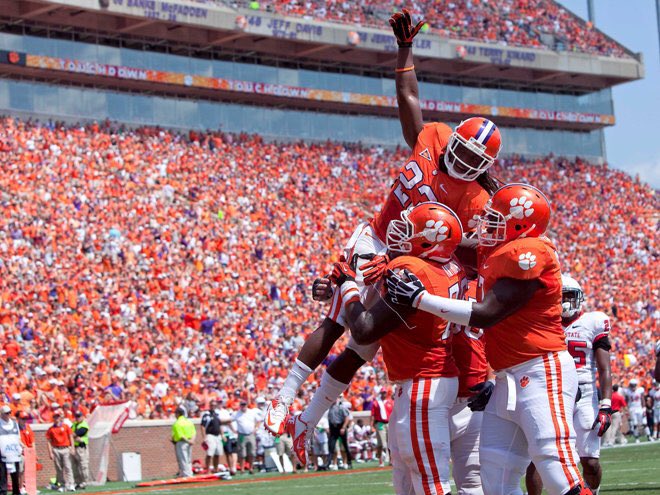 langdonbas's tweet image. 