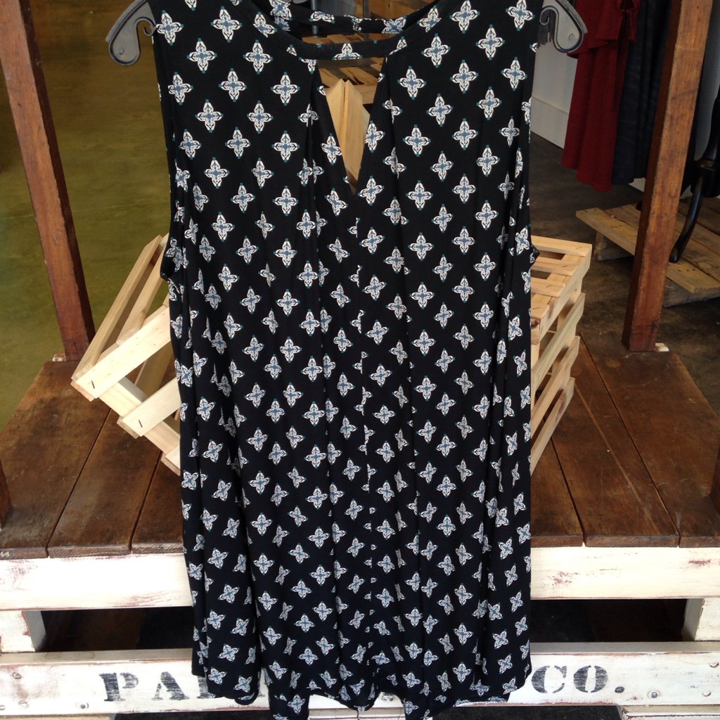 shopLBVBoutique's tweet image. Get this cute dress before it's gone! #shoplbvb #lbvbgirls