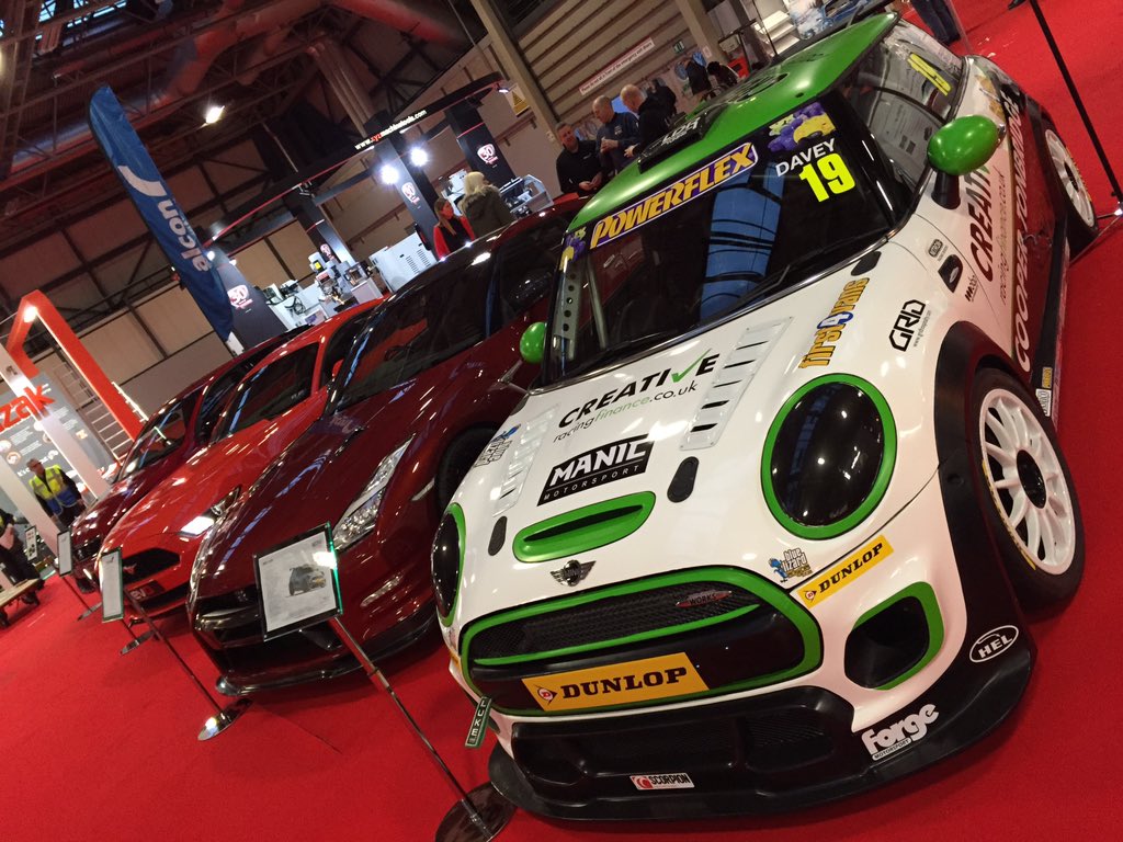 AlconUK's tweet image. A nice selection of cars on our #Alcon stand, all equipped with Alcon brakes 👌🏻 @Autosport_Show