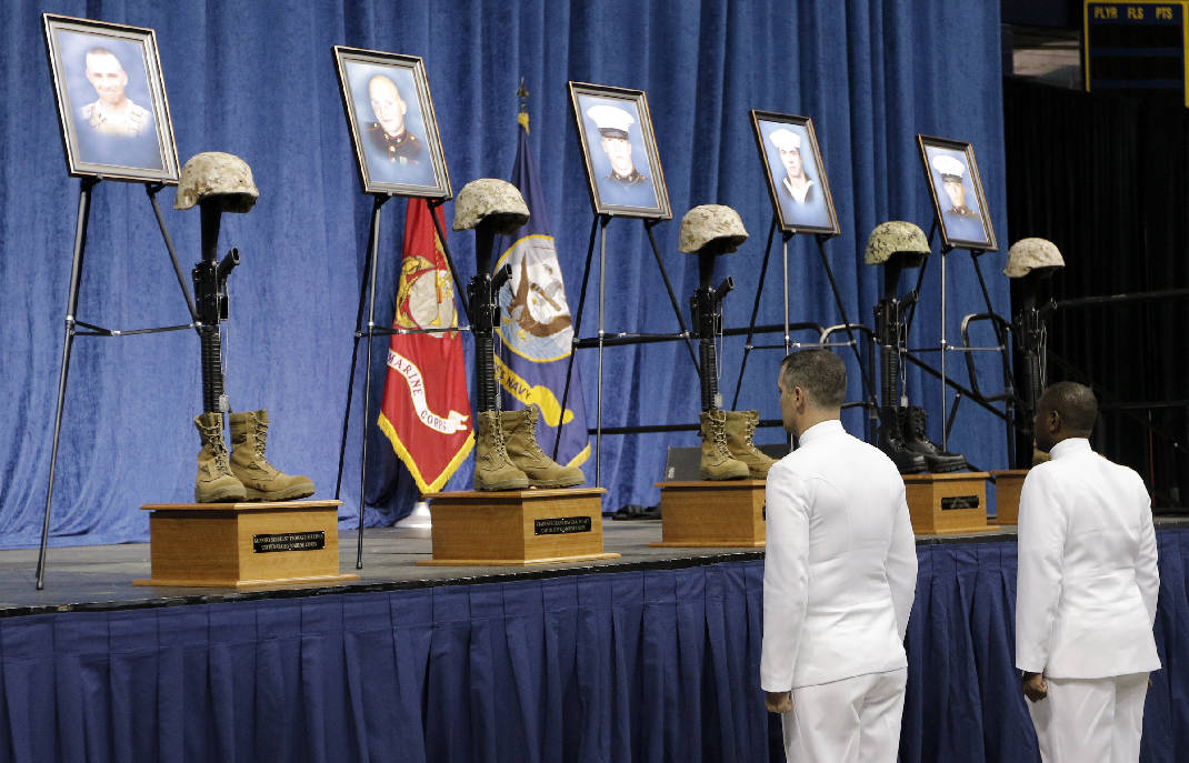 ChattanoogaRR's tweet photo. TN House honors five servicemen killed in Chattanooga shooting rampage https://t.co/qbb8AgE8f2 https://t.co/FSKRK62TdL