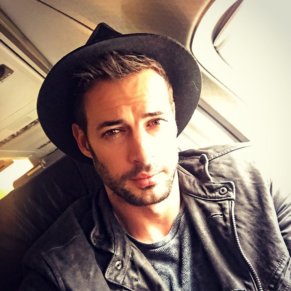 Recuerdan el #TourMagnat ? @esikabelcorp y yo les tenemos una sorpresa ;-) ¡Atentas mis fans! Love you all