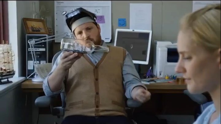 #CarlZeiss's low-profile #SmartLens looks more normal than #GoogleGlass cio.com/video/61204/ca…