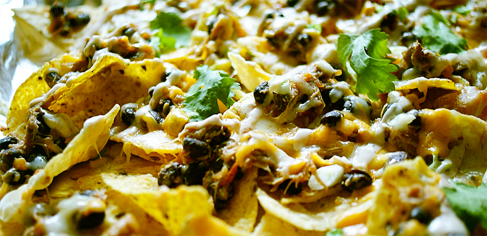 Grillax_com's tweet image. PLAYOFFS: Boston Butt Nachos for BIG flavor bit.ly/1JSjf6Z #partyfood #bbq #easychef #FootballFood #NFL