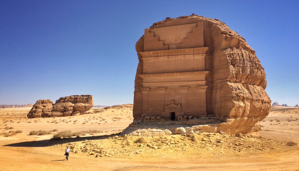 TripAtom's tweet photo. 1900 year old tomb carved from a single rock in Saudi Arabia ^)
#tripAtom #SaudiArabia #awesome https://t.co/VZGSJ0l3FM