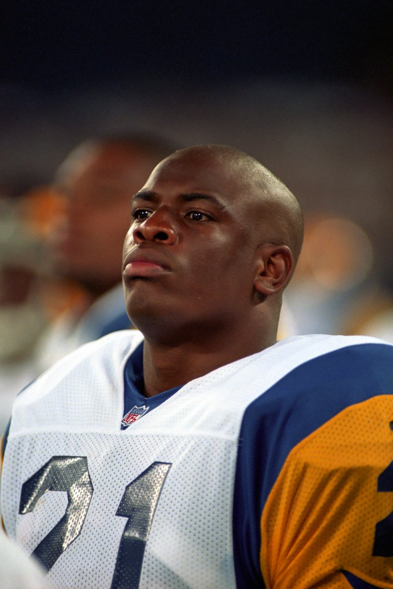 SportsCenter's tweet photo. Lawrence Phillips, the former football star facing murder charges, was found dead today at a California prison. https://t.co/6HxnzH9sAA