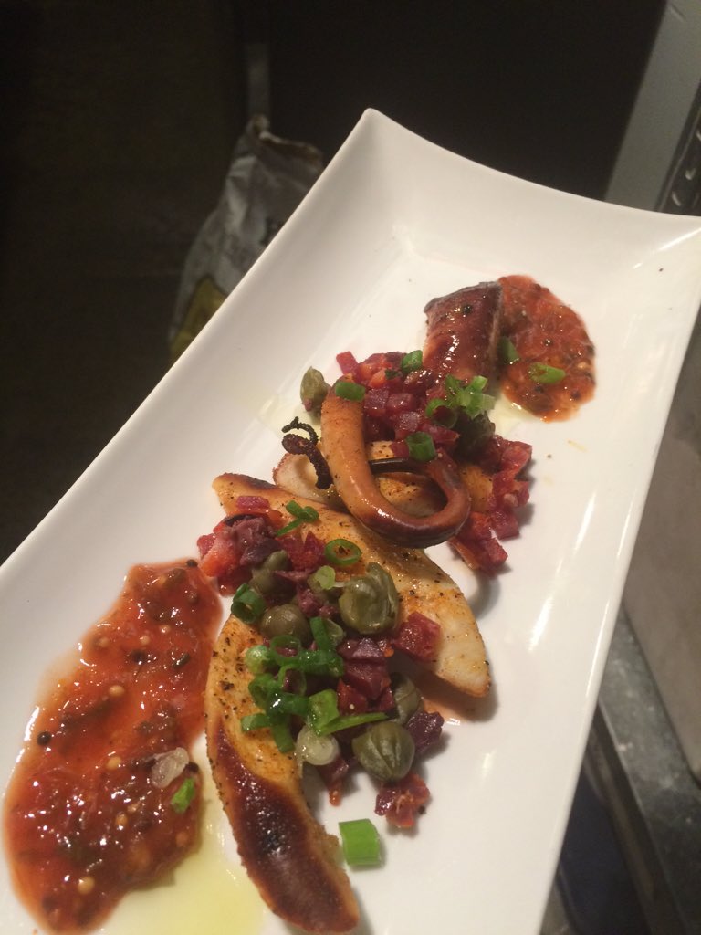 Dguiolchef's tweet photo. What about that octopus https://t.co/zGhVihqPOG