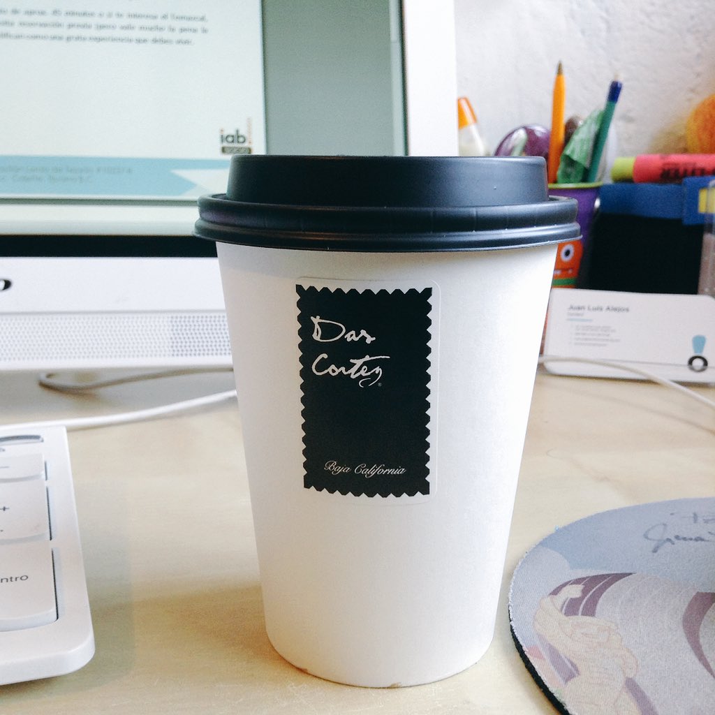 juanluis11's tweet photo. ¡Blessed! @DasCortez #Tijuana de #Brick10  ¡Gracias Selene por el café! 😀☕️💙 https://t.co/uOFTfydjYe