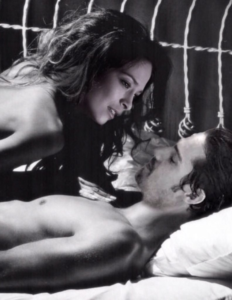 zelly309's tweet photo. New chapter 6 just posted. Hope u enjoy &amp; review. #batb  ❤️🌹https://t.co/Q62tA8CMdx. @LeeRock @eclatantly @Kel_Pac https://t.co/uEc45jbg88