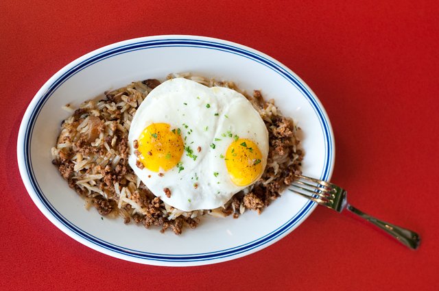 AtlanticStation's tweet photo. Craving breakfast for dinner? Check out @DinerAtlanta's new menu for savory, breakfasty treats! https://t.co/fEmrOtOOBH