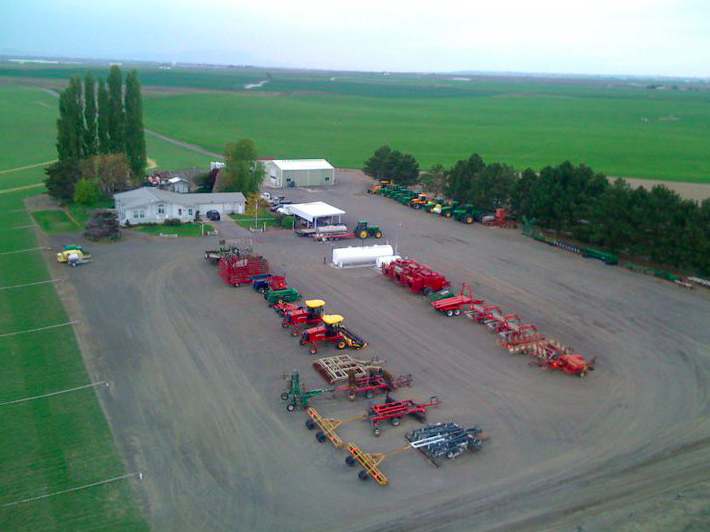 mattleemidd's tweet photo. Old shot of the farm. Tryin to keep this business boomin @scottirwinm https://t.co/dcwxhkyZVM