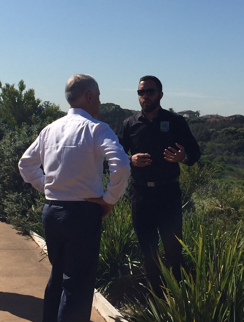 LaPa_LALC's tweet photo. La Pa Orgs hosted @TurnbullMalcolm to share our vision for our community #auspol @nswalc @IndigenousX #lapamob https://t.co/qRWWwE9g6c
