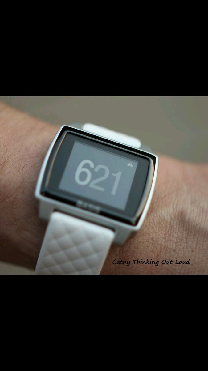 CantonCathy's tweet image. Tracking activity and sleep is important for a healthy 2016 @BestBuyCanada @mybasis #KeepFitHaveFun