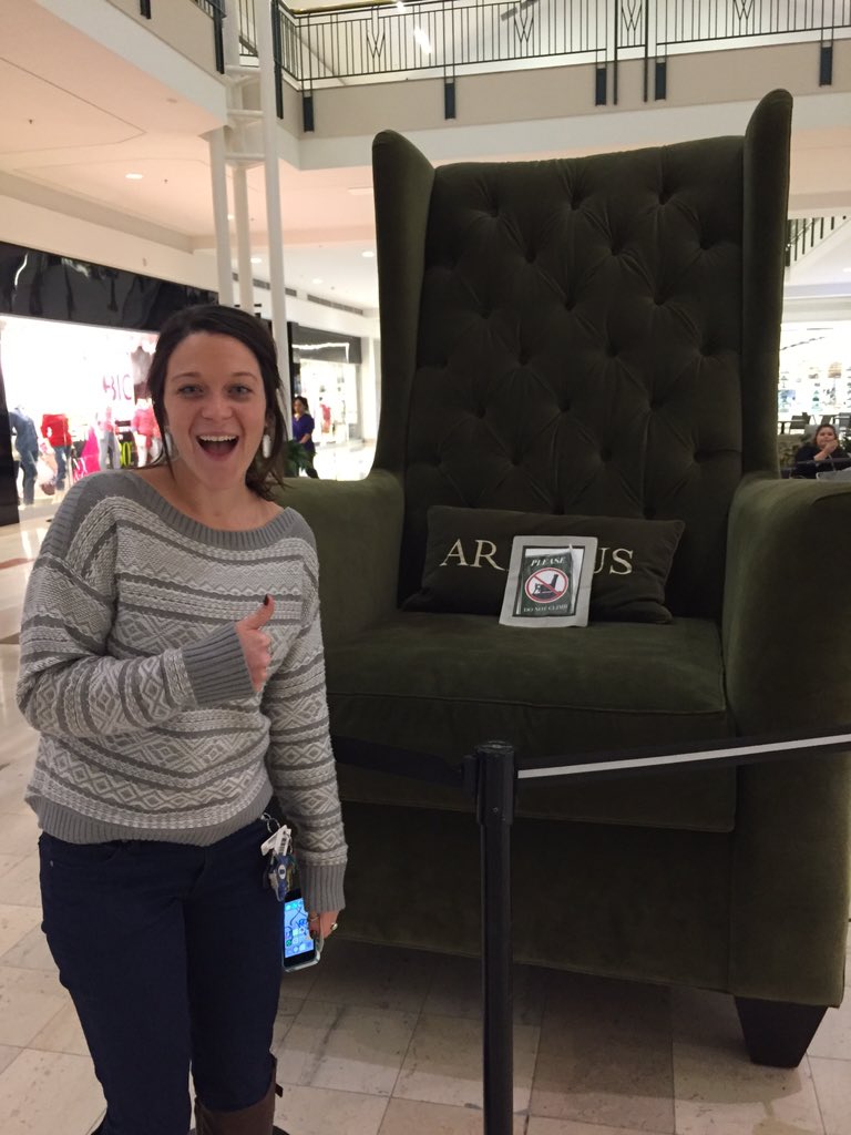 OhReallyLindsey's tweet photo. @Things_MattSaid #arhauscharity https://t.co/A7UP1IvMNA