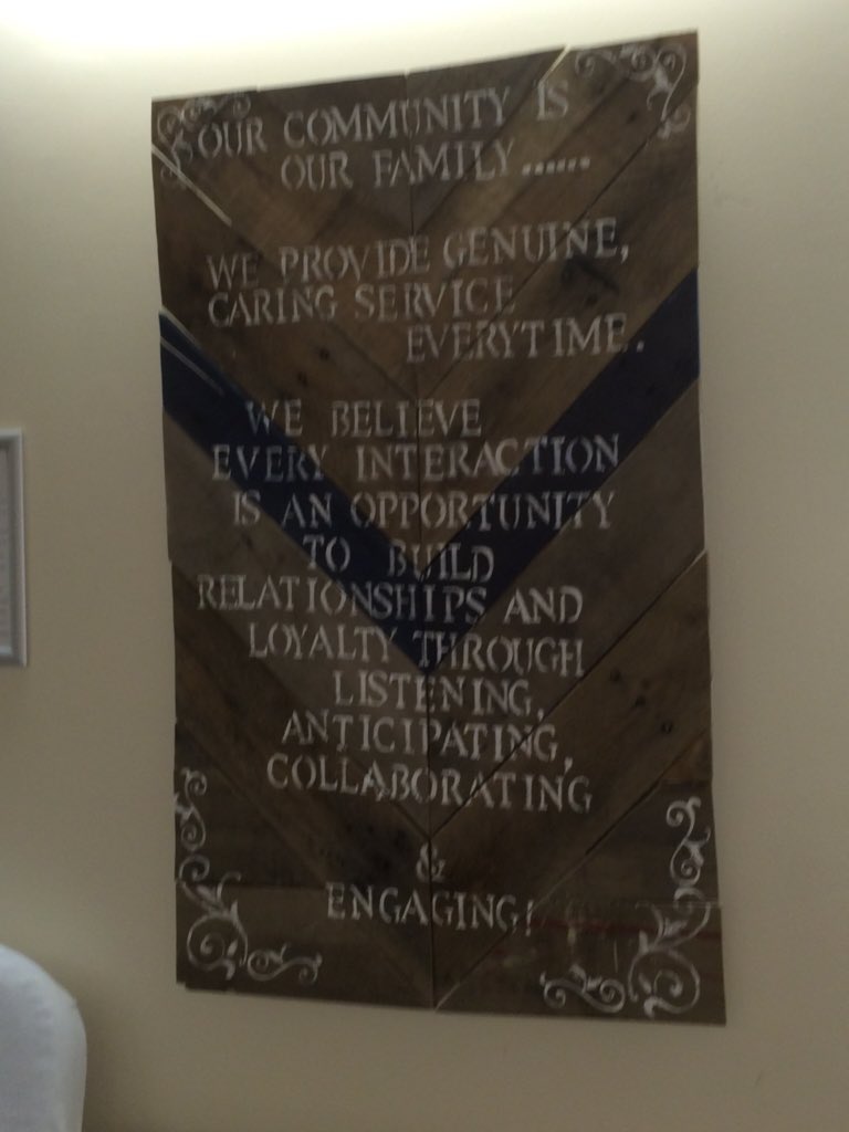 pamelagallus's tweet photo. Kudos to 2N for their credo board compliments of Diane Jennings D-so awesome!!😊 #VirtuaNurse https://t.co/iVMJta0hOw