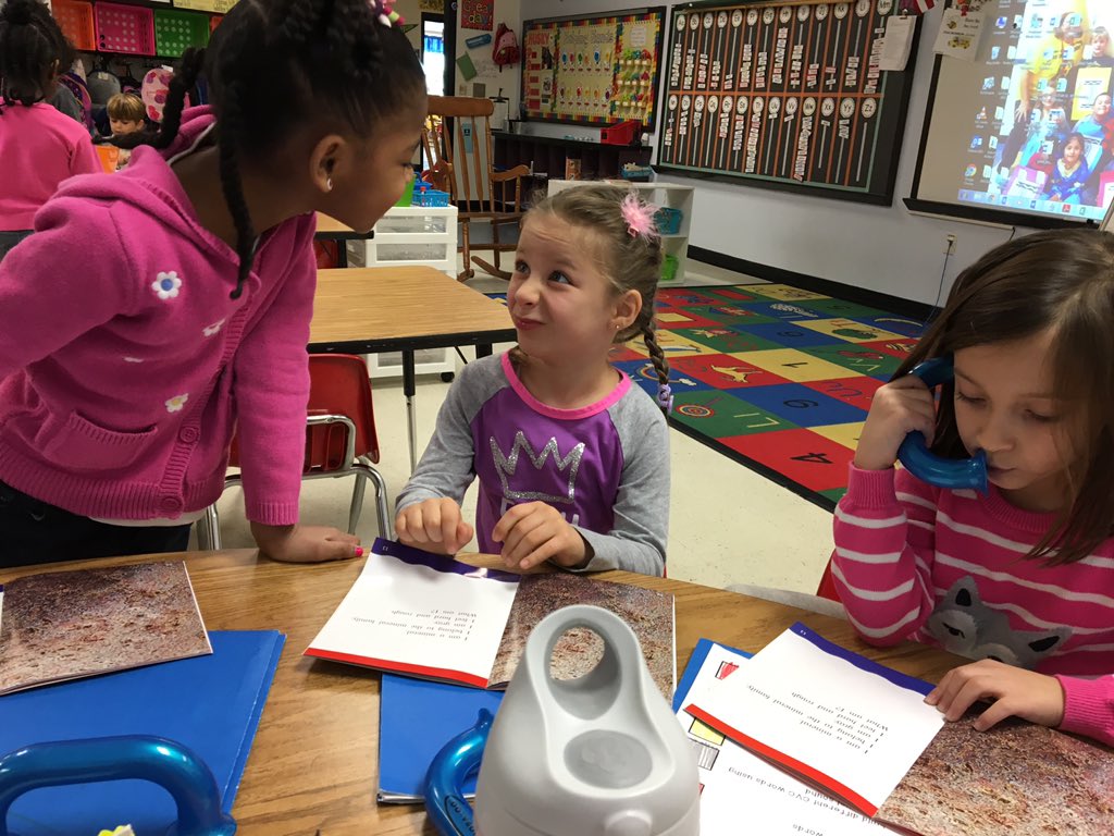 k12_ELA's tweet photo. Accountable talk happens in kindergarten, too!? You bet! #textevidence @HillsideES #teammcdevitt https://t.co/RnnsoOyPbB