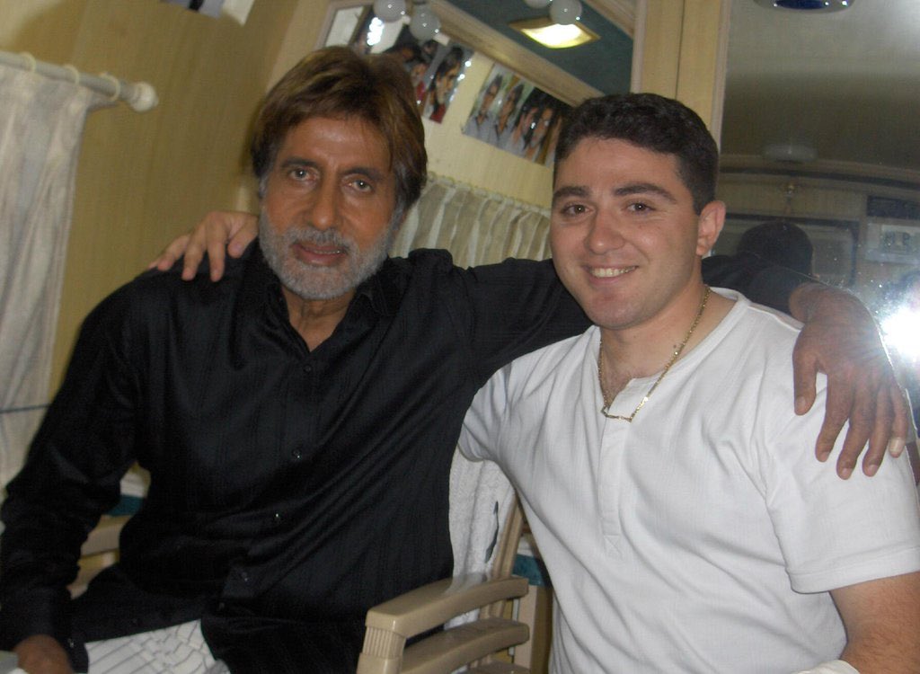 MosesSapir's tweet photo. #10YearsOfFamily First time I meet Amit ji was on the set of his film 'Family' biggest day of my life @SrBachchan https://t.co/4YCvbaHC2F