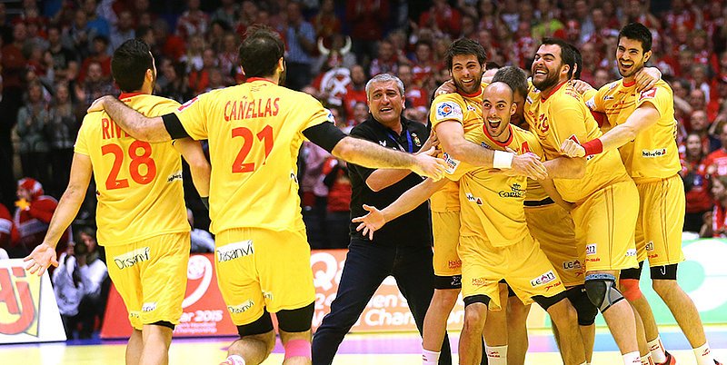 There's only one thing the Spaniards are searching for at #ehfeuro2016: pol2016.ehf-euro.com/news/single-ne…
