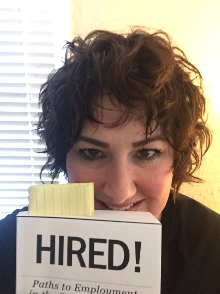 velvet_clay's tweet photo. @alsmithHIRED @jeffsheehan I got #hired https://t.co/3jCDBfwx9I
