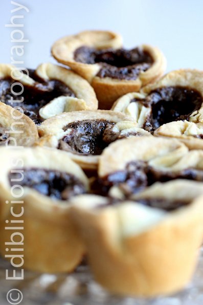 FoodThatBindsUs's tweet photo. #buttertarts #baking #bakelser https://t.co/a8GV9sC7hh