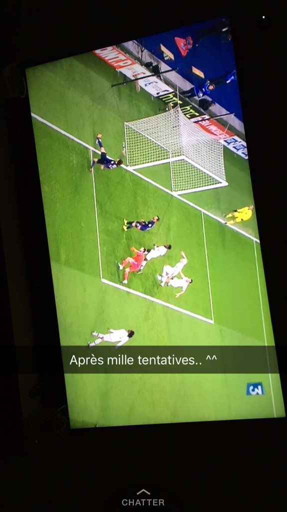 AxelDcmd's tweet photo. Abusé 😓 #allerol🔵🔴 https://t.co/kc3zB2OWq8