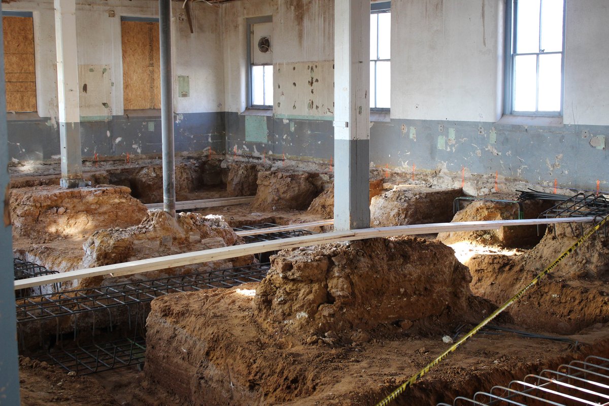 KStateIAID's tweet photo. Seaton renovation is progressing everyday! A sneak peak as to what is happening behind those closed doors  #APDesign https://t.co/TfFPIExOqC