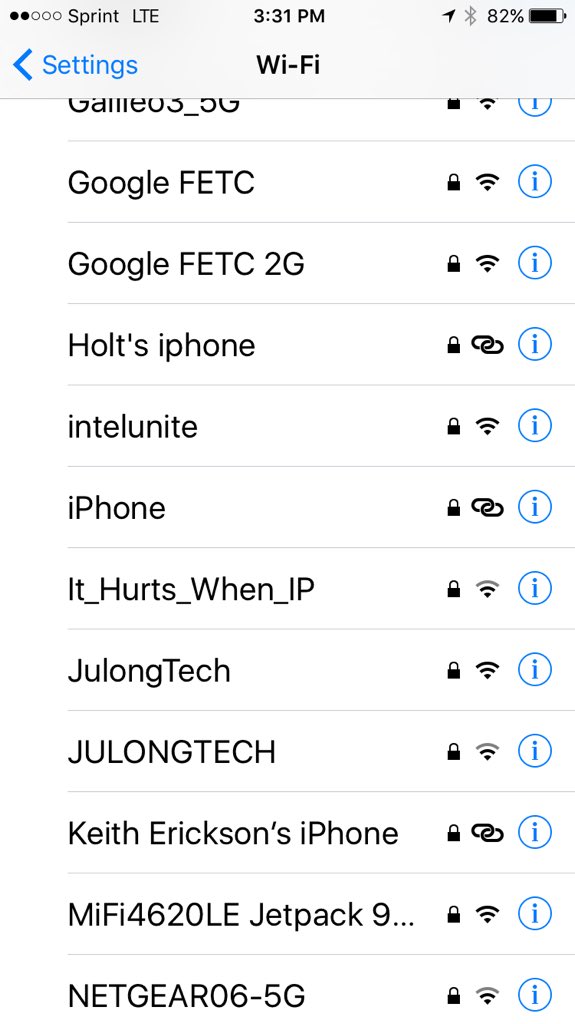 Plugin2Learn's tweet photo. Connecting to wifi at a tech conference and I'm already laughing! #FETC #GiggleBytes @TTSIgnite https://t.co/uSeIFTg7VI