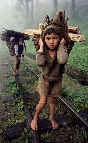 Deactiv10's tweet photo. Children of Bangladesh. https://t.co/IM6YM8HHNC