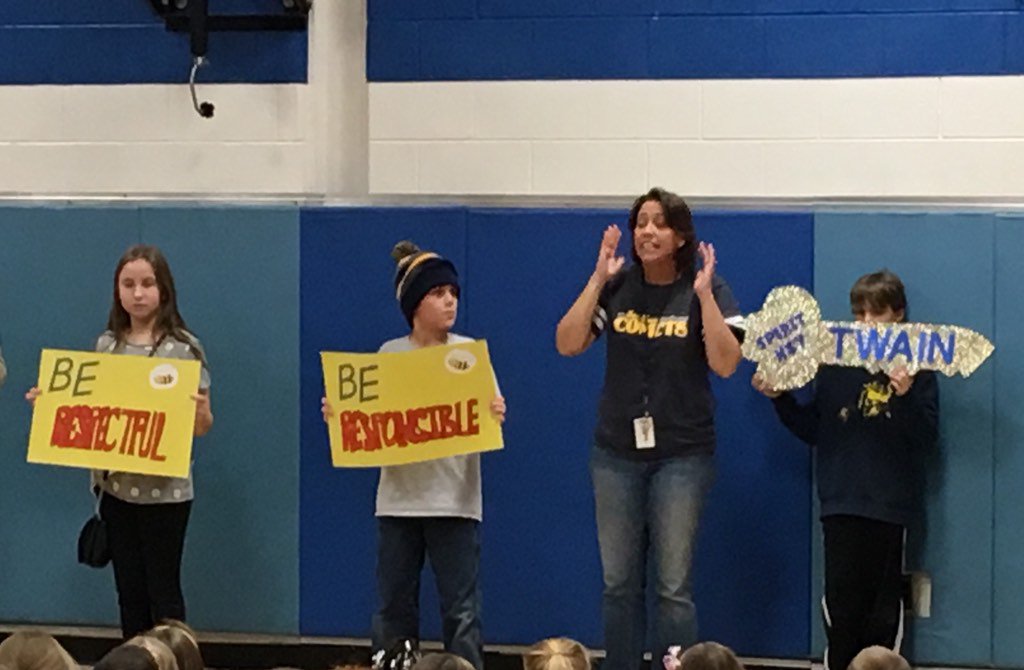KrisRiffe's tweet photo. Awesome PBIS assembly! #Buildingcharacter #fraserschools #twainfraser https://t.co/XJ5yil400T