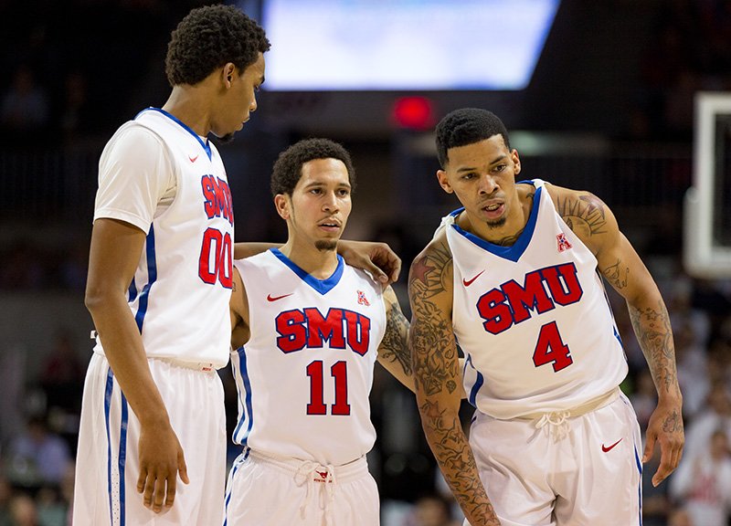 SPORTalkSMU's tweet photo. The SMU players have their game plan and are ready to take on East Carolina! It should be a good one! #PonyUp https://t.co/isUDg1aMEF