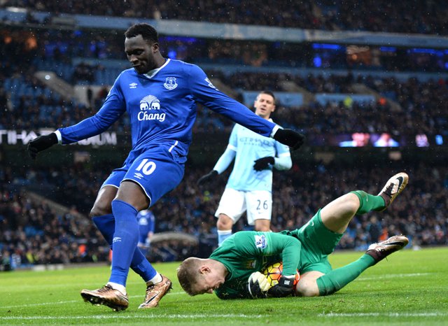 EstadioPremier's tweet photo. #MCIEVE 0-0
#SOUWAT 2-0
#STKNOR 4-1
#CHEWBA 2-2
#SWASUN 2-4

83':
#LIVARS 2-3
#TOTLEI 0-1

https://t.co/KBIOYsCC4B https://t.co/C0GmyKuw4M