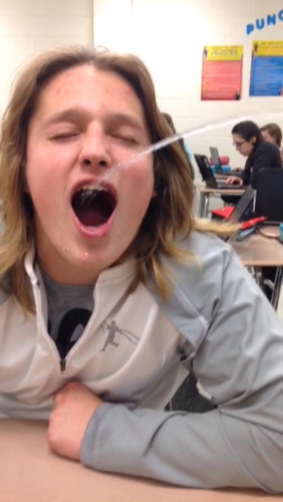 CDrazewski's tweet image. Happy birthday to my roommate @BKinowski I'll see ya soon pal 😎#bluesmoothies