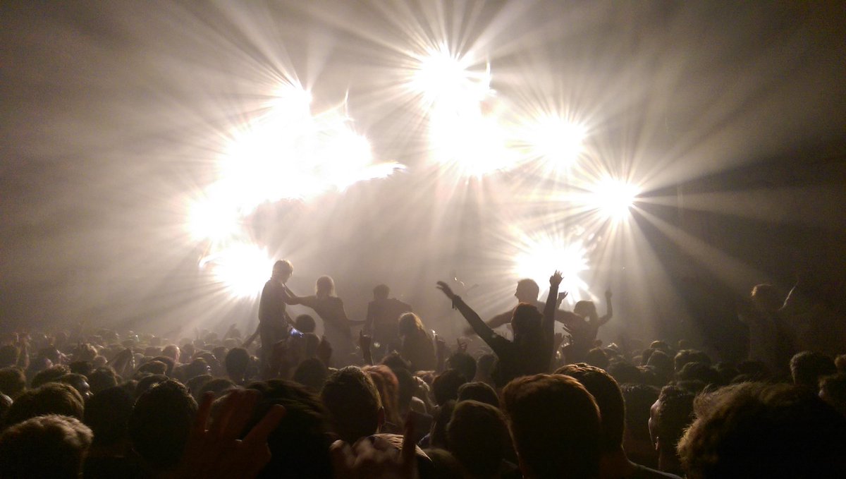 Abbie_Taylor__'s tweet photo. @Slaves banging show in Brixton in December! Hope to get more photos at the show tomorrow too! #slaves2016 https://t.co/v21h6Fm8KD