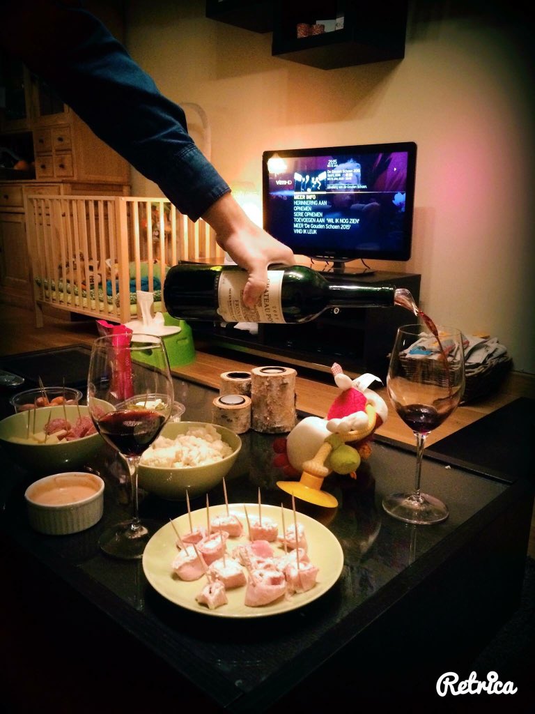 raycolpaert's tweet photo. Proficiat Kapitein met hoofdletter K !! Geniet van deze super prijs. Wij hadden alvast een super avond @SvenKums https://t.co/0933lavkbr