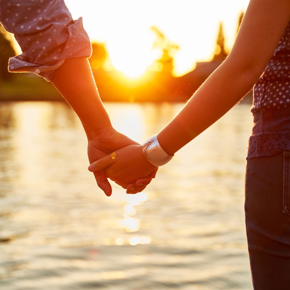 GHmagazine's tweet photo. 7 tips for dating when you're older - from the experts https://t.co/DGeN6fltib https://t.co/r4Jait8LDn