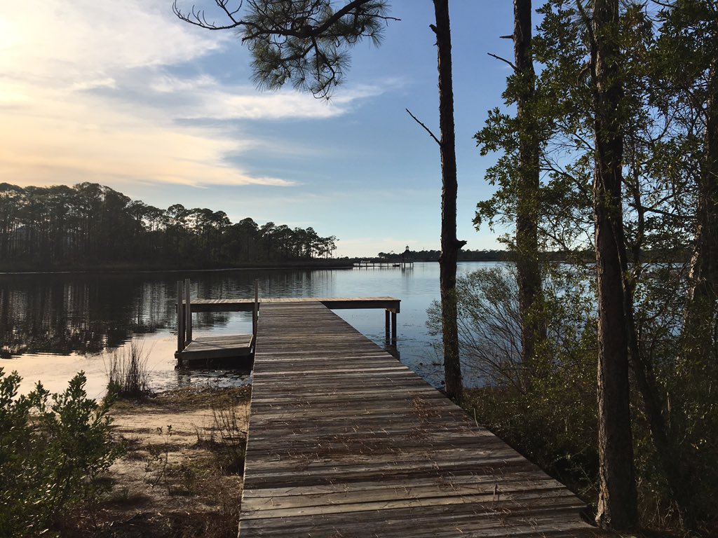 SandestinO's tweet photo. So blessed to live in a place surrounded by phenomenal beauty on and off the beach. #SouthWalton #WaterColorFL #30a https://t.co/dOylcDG6EA