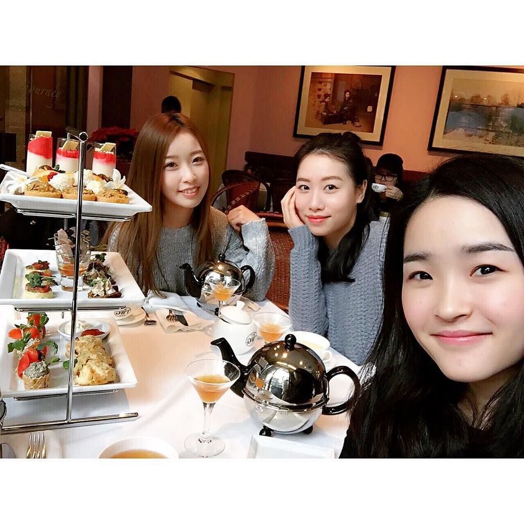 VANCITYsBEST's tweet image. WOW check out the great photo by @vivianbbbo ift.tt/1Q6oN0I 有人沒洗頭！！猜猜🙄🙄🙄#wednesdaygroup#hightea#chat