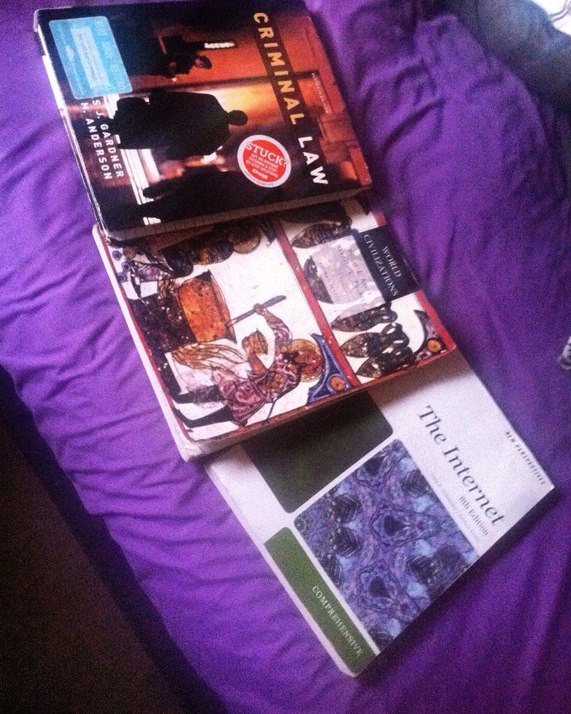 _bCemone's tweet image. Books For Sale!💜💛 #milescollege #miles16 #miles17 #miles18