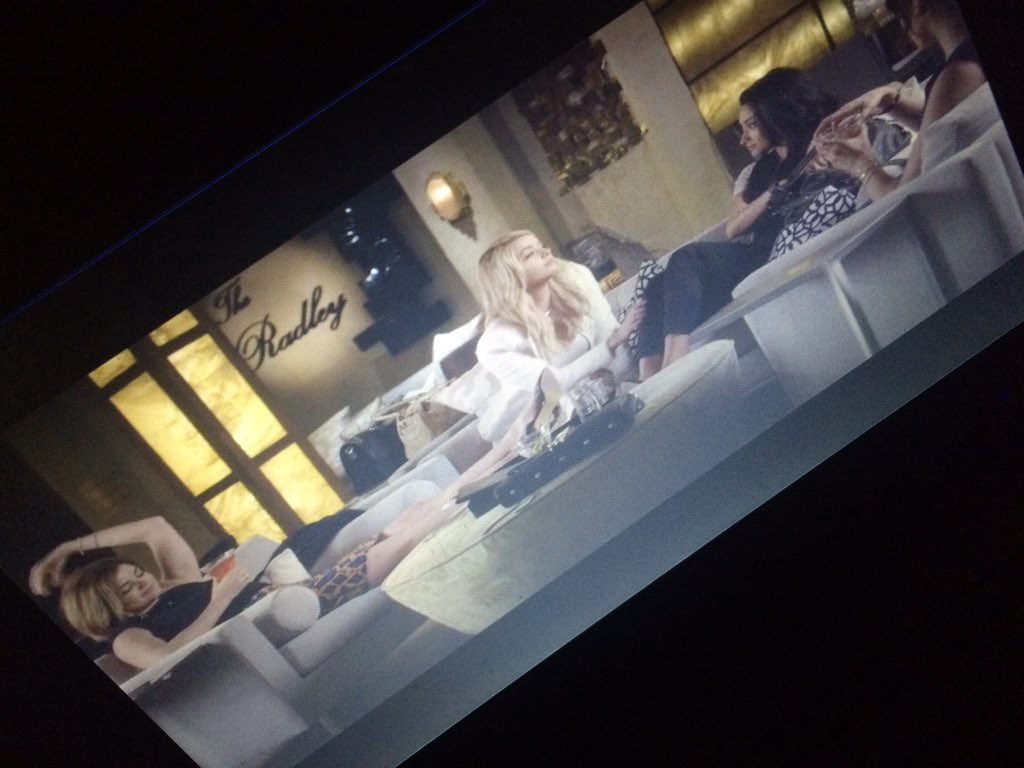 ABCTpll's tweet image. #fiveyearsforward #PLLChat @PLLTVSeries @SleepintheGardn @lucyhale @shaymitch @SashaaPieterse @AshBenzo