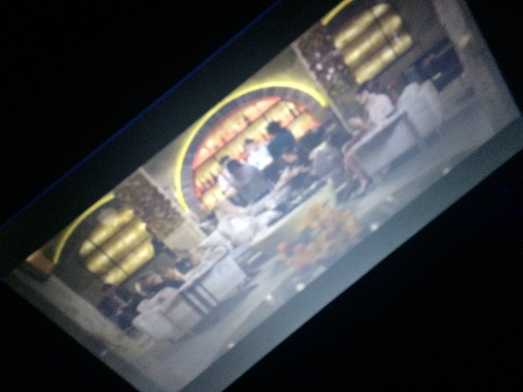 ABCTpll's tweet image. #fiveyearsforward #PLLChat @PLLTVSeries @SleepintheGardn @lucyhale @shaymitch @SashaaPieterse @AshBenzo