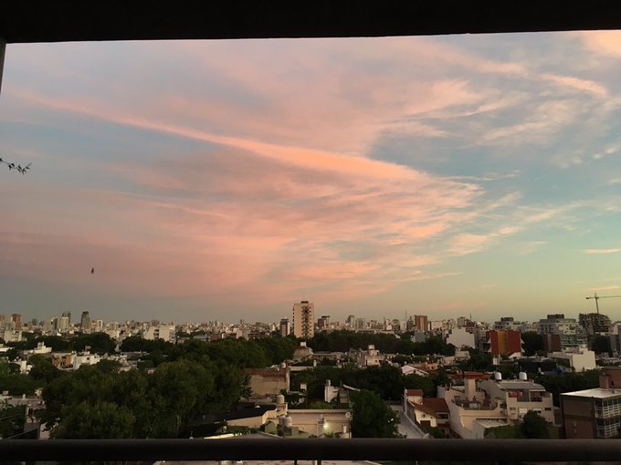 Ugh everydays sunset/sunrise is just too perfect! https://t.co/4kXPnmLC9C