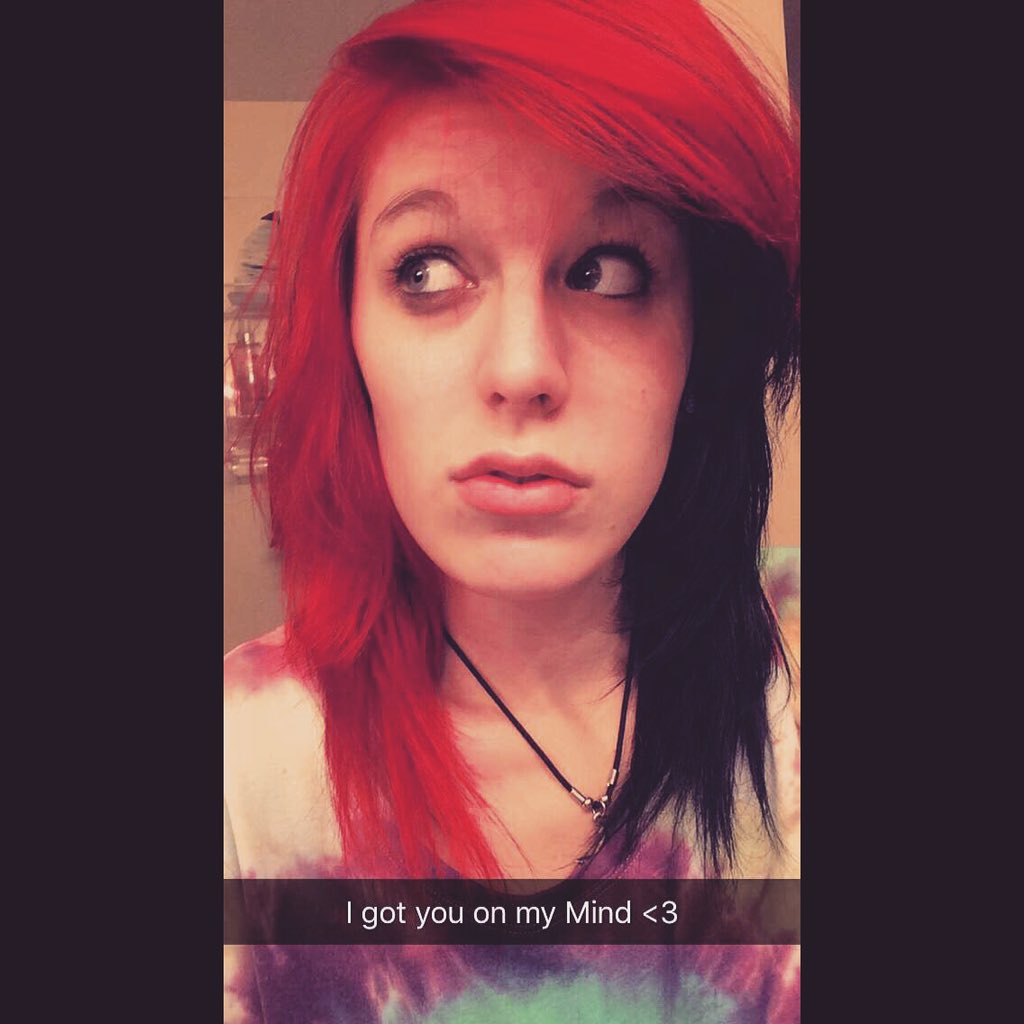 fangedlegacy's tweet image. #Writer || just did my hair and I'm feeling it.. So... @devilstamer