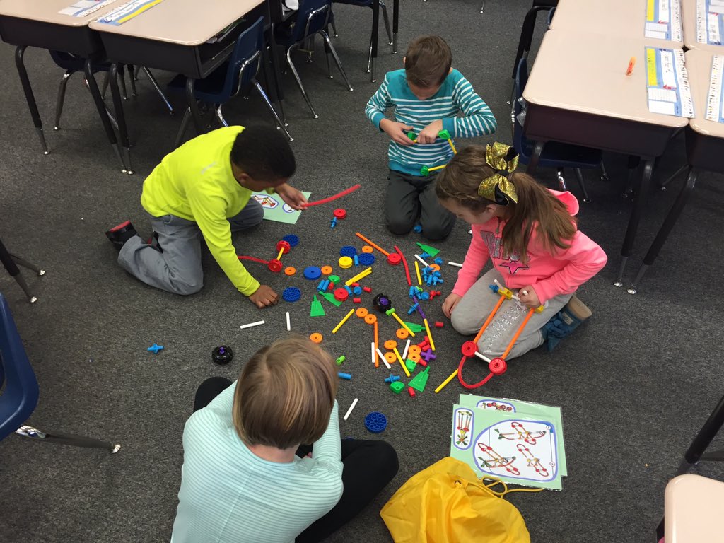 LakeviewSSI's tweet photo. STEM Day! Thisisballwin https://t.co/6hBBHBQBUp