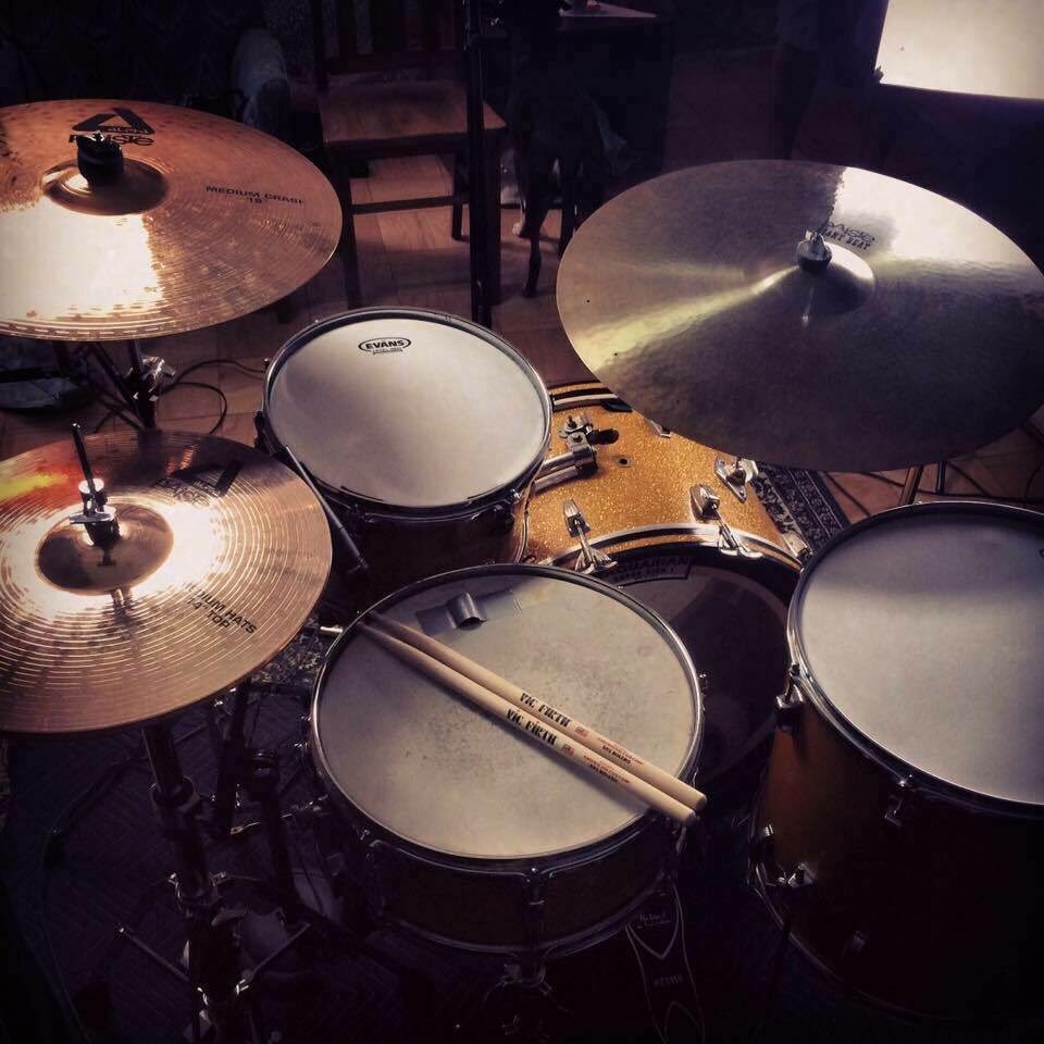 steeeiiinnn's tweet photo. Beautiful view. This is my happy place :) #reallove #ludwig #paiste @vicfirth https://t.co/oaF2hUMEkt