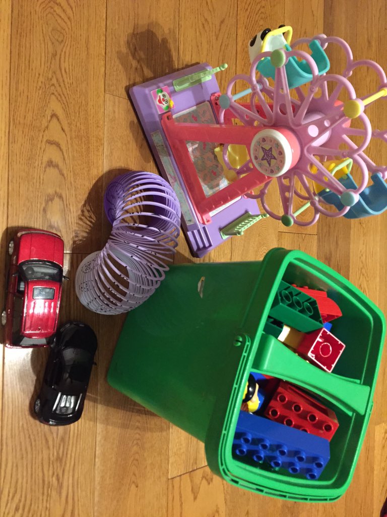 KarishmaBhavsar's tweet image. No toys were harmed in the making of the Rube Goldberg #210phys #ShellShock